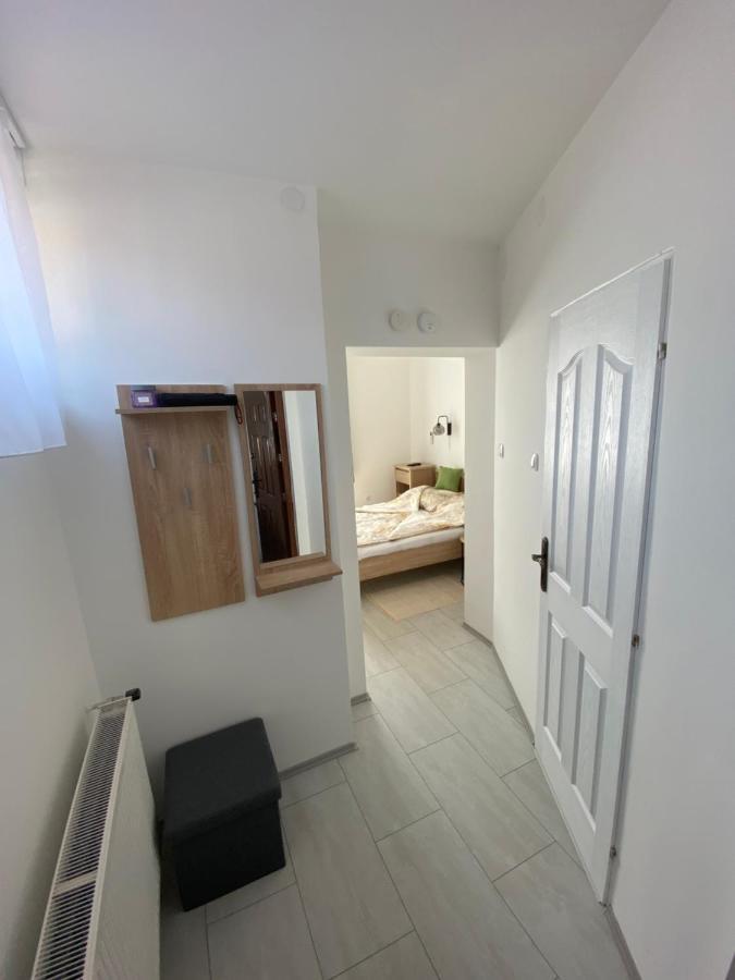 Rad-Var Apartmanhaz Еґер Екстер'єр фото